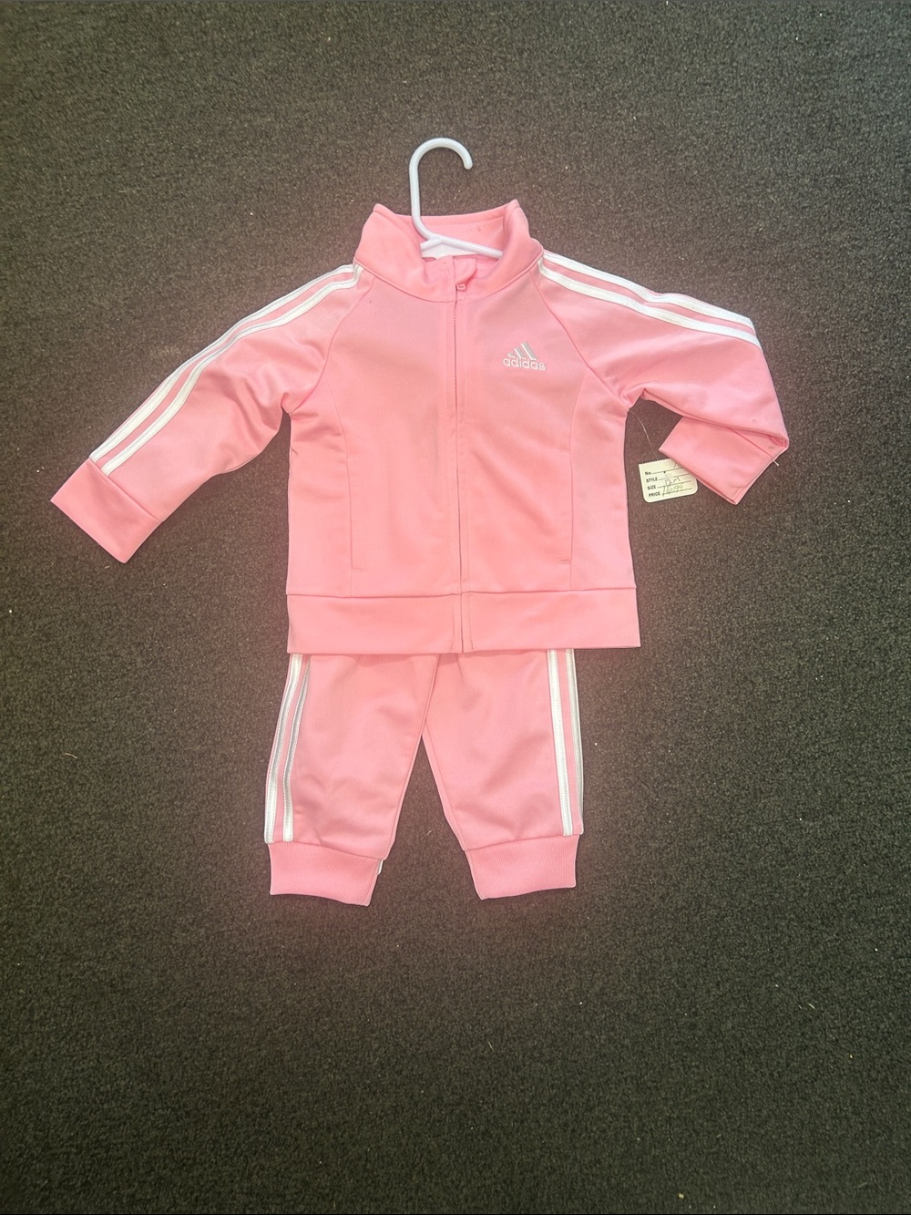 Adidas gorgeous Kids Pink Tracksuit (OLIKB)